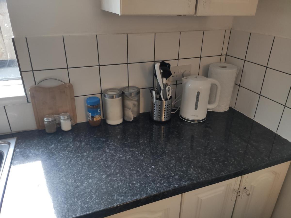 Whitchurch 1 Bedroom Apartment Cardiff Dış mekan fotoğraf